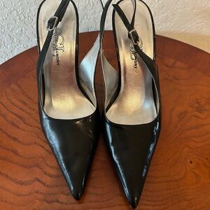 ❤️ Chinese Laundry Black Pointed Slingback Heels